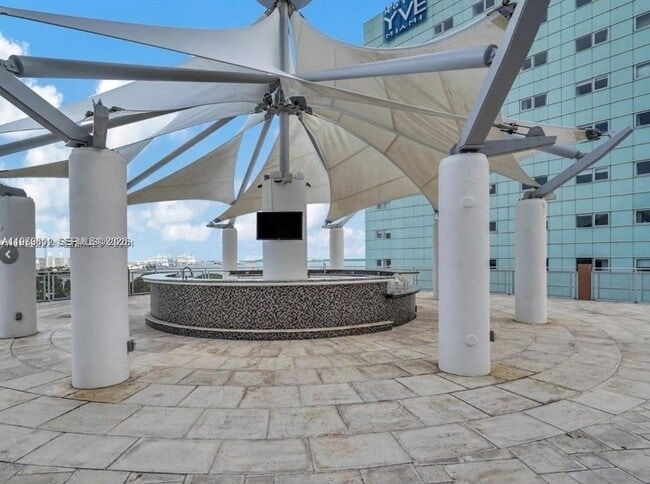 Building Photo - 244 Biscayne Blvd