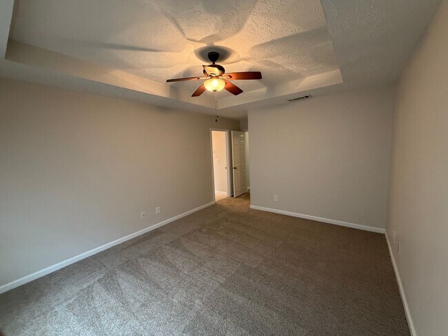 Building Photo - 3 Bed 2.5 Bath Townhome in Brentwood