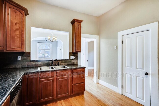 Building Photo - 3544 Humboldt St