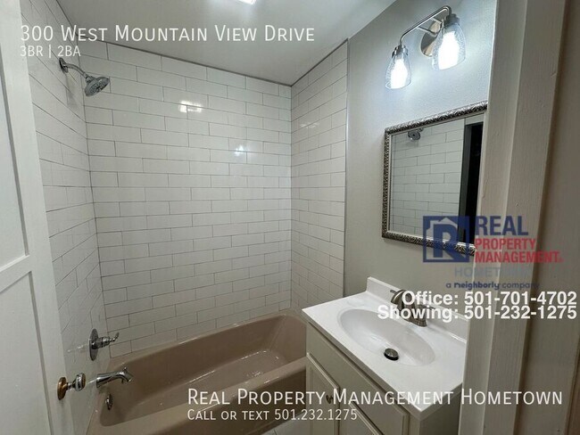 Building Photo - 300 W Mountain View Dr