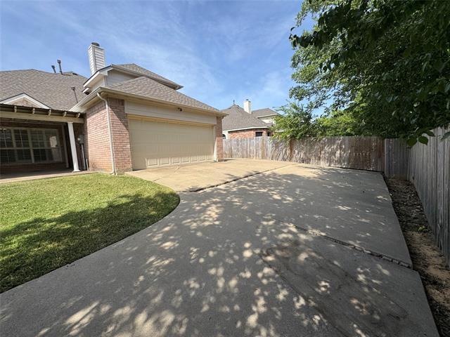 Building Photo - 3006 Upland Dr