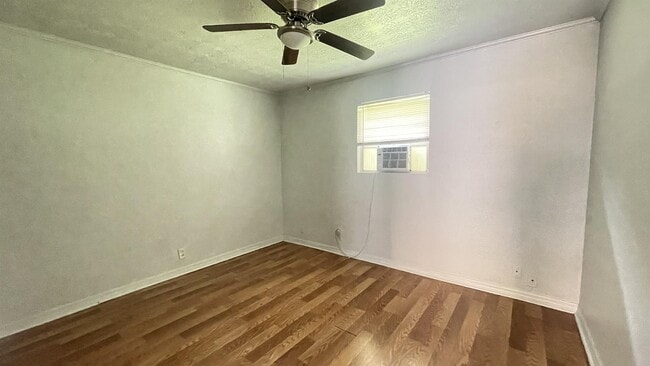 Building Photo - 5693 Atlee Ave