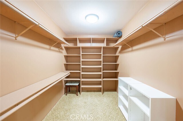 Building Photo - 3331 Oakmont View Dr