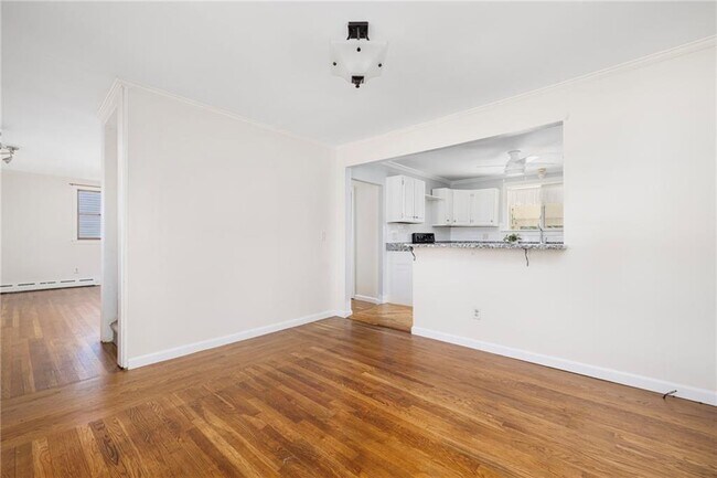 Building Photo - 36 N Beacon Terrace