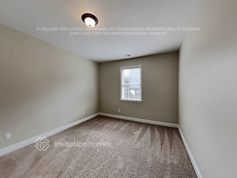 Building Photo - 3310 Pebble Ridge Ln