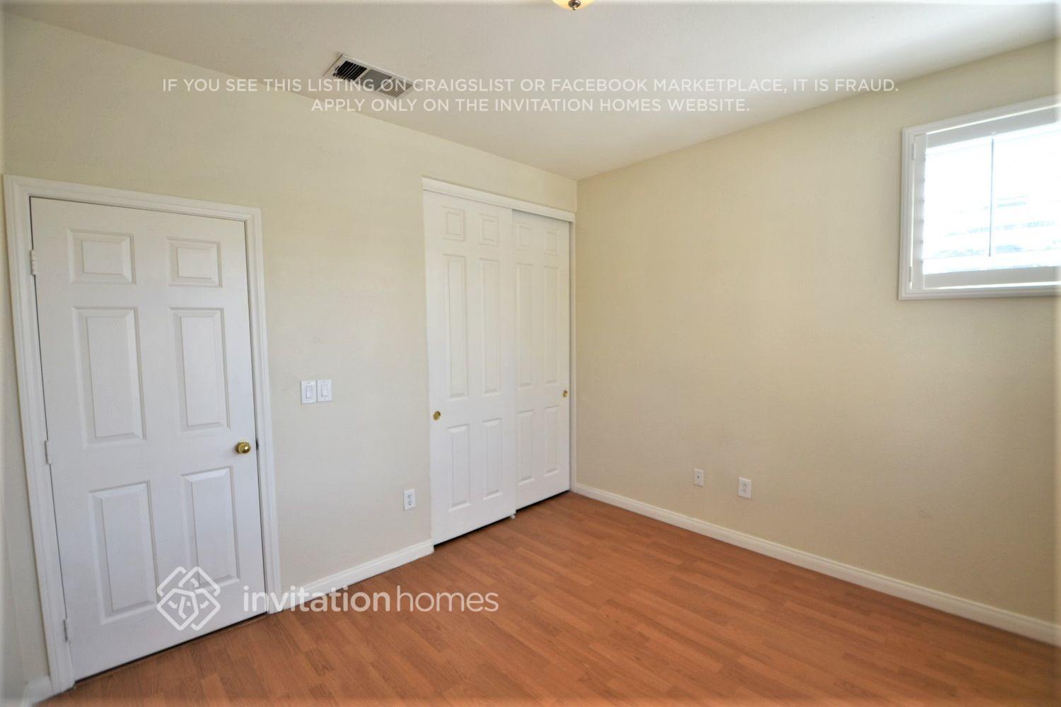 Building Photo - 10100 Crest Brook Pl