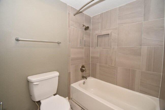 Building Photo - 1031 Red Rock Canyon Dr