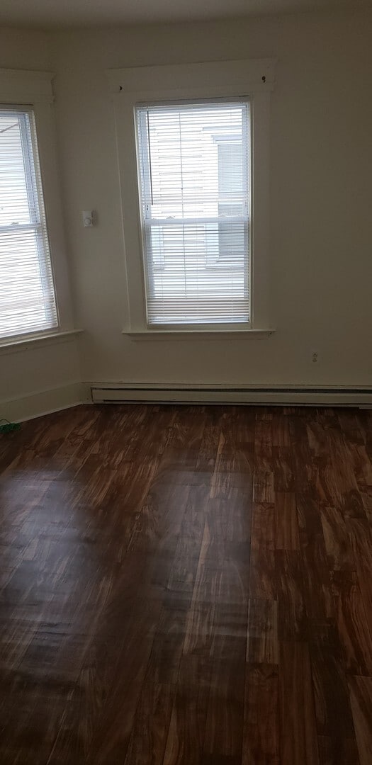 Building Photo - DICKERMAN