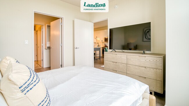 Building Photo - 2480-2522 N Milwaukee Ave