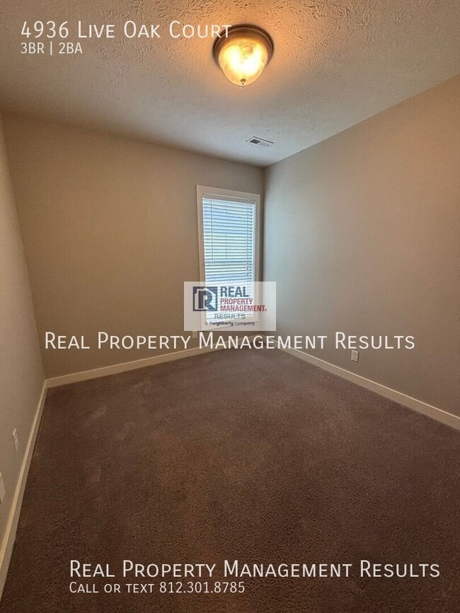 Building Photo - 4936 Live Oak Ct