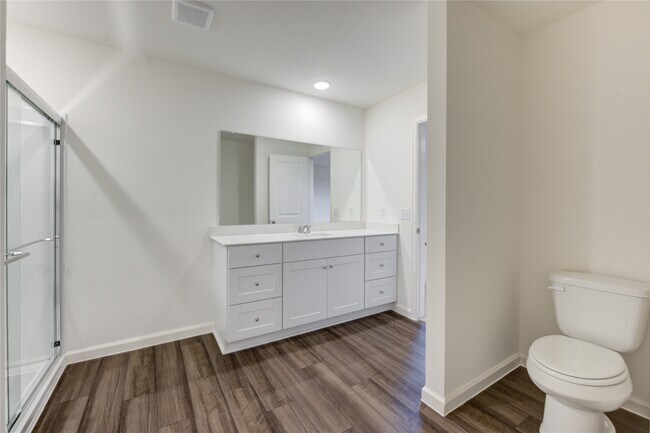 Building Photo - 8815 Vacek Xing Wy