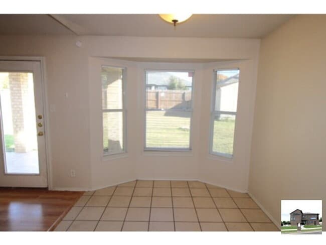 Building Photo - 4202 Jake Spoon Dr