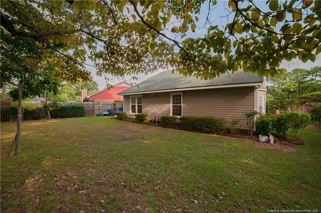Building Photo - 6440 Brookshire St
