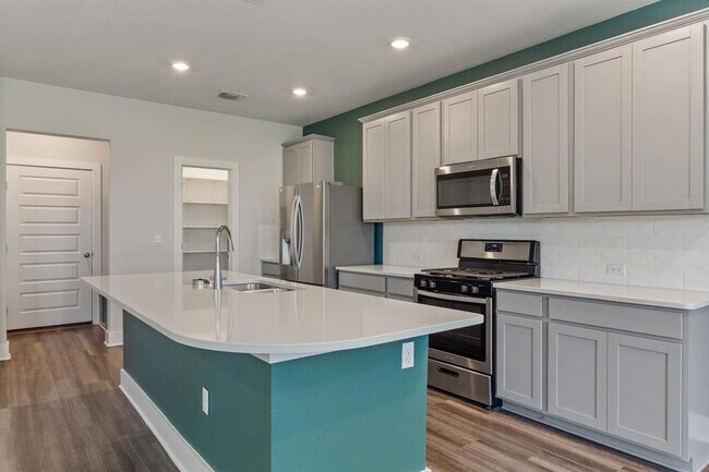 Building Photo - 7103 Travertine Spring Dr