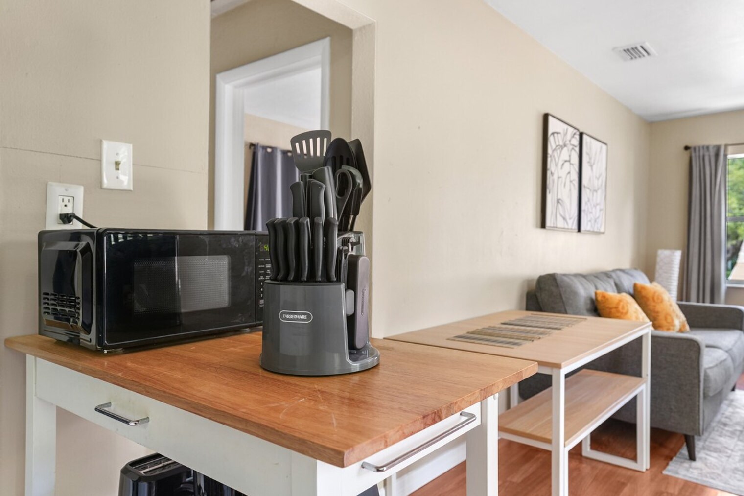 Building Photo - 3410 N 11th St