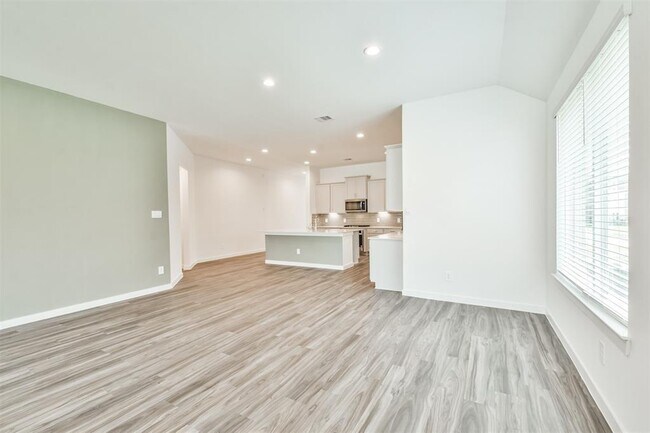 Building Photo - 14316 Yellow Hawthorn Ct