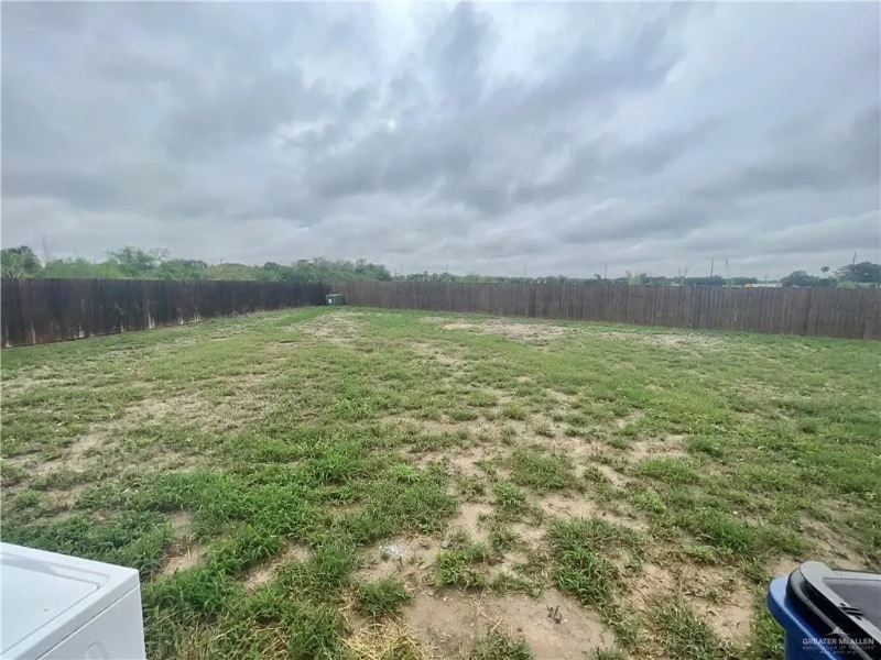 Building Photo - 3918 Las Vistas Ln