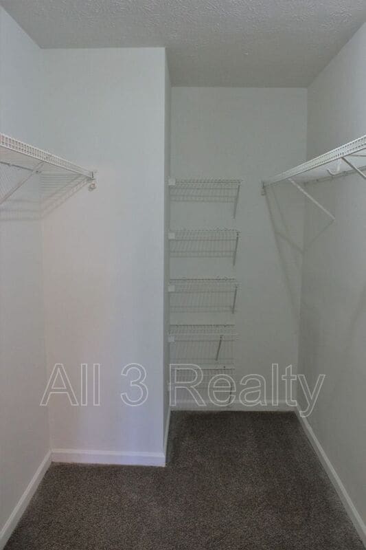 Building Photo - 209 Misty Ridge Trail