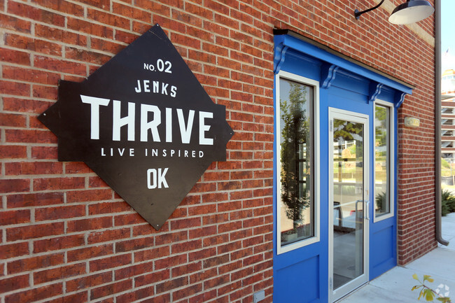 THRIVE Jenks - Leasing Office