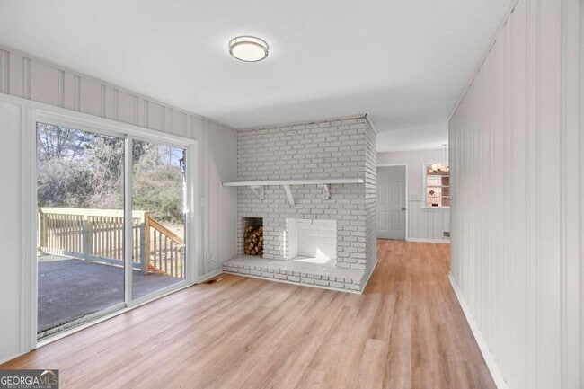 Building Photo - 6541 Debbie Sue Ln