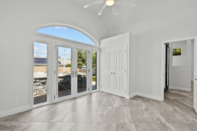 Building Photo - 618 Sinaloa Rd