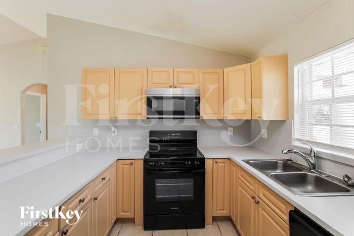 Building Photo - 2803 Owen Ave S