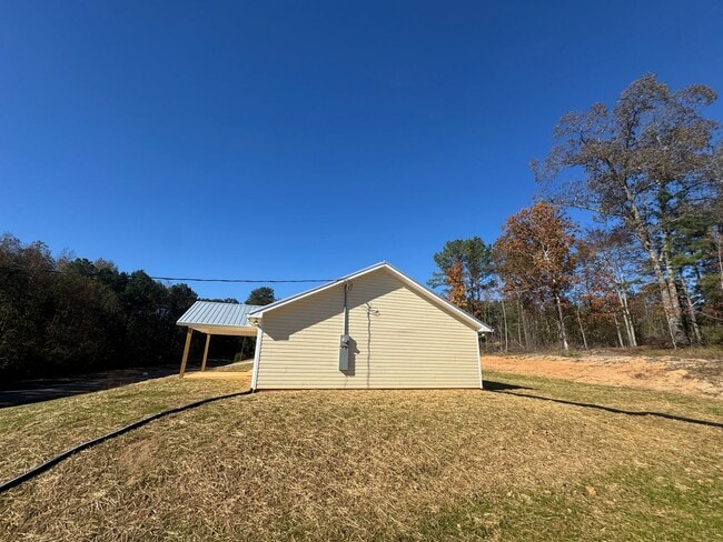 Building Photo - Modern 2025 New Construction