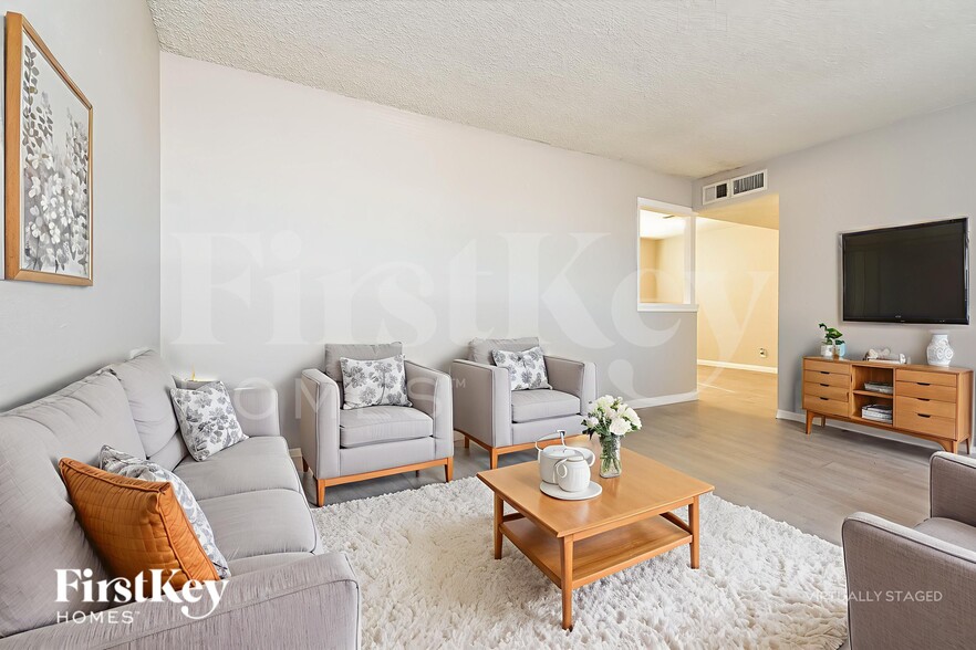 Building Photo - 137 Kola St