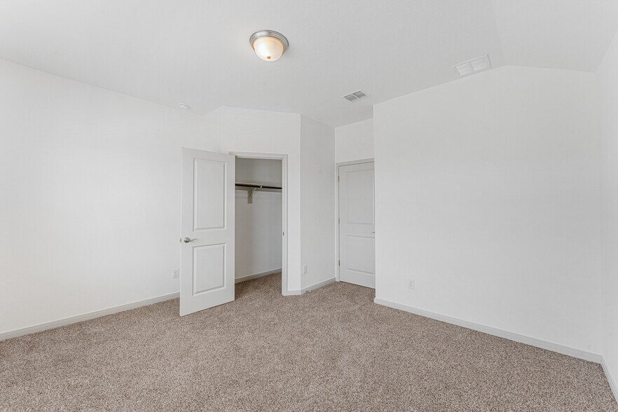 Building Photo - 7536 Briarwood Pass