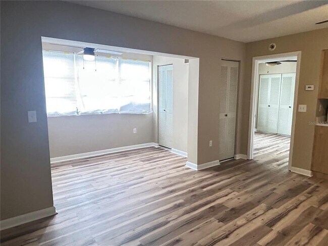 Building Photo - 1103 Cypress Gardens Blvd