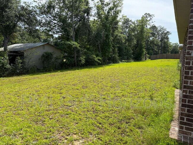 Building Photo - 6347 Burrow Ln