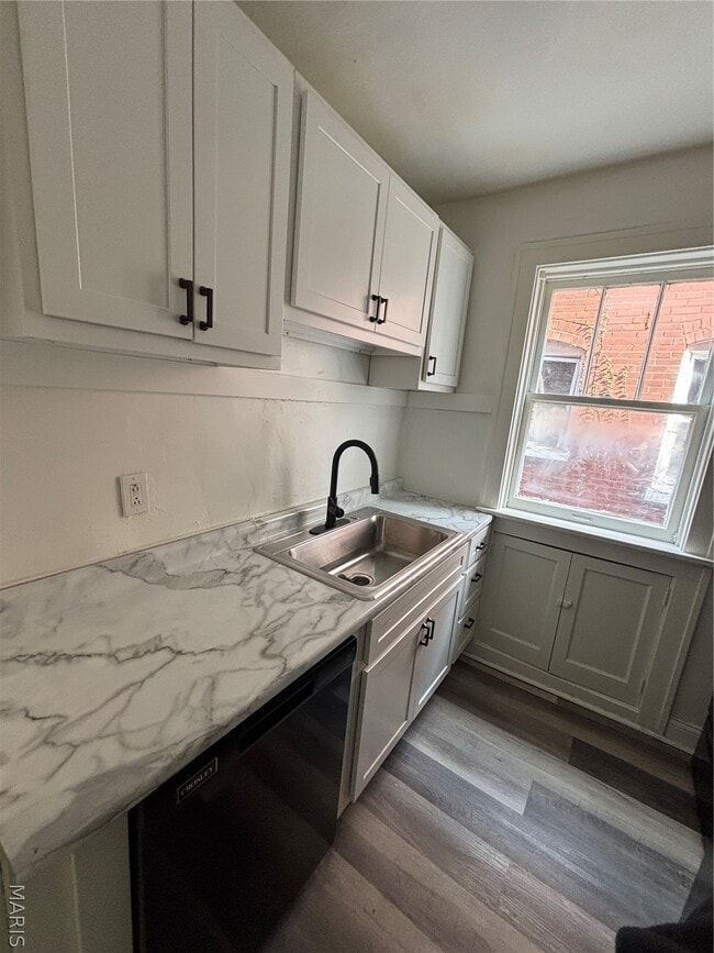 Building Photo - 6037 W Florissant Ave