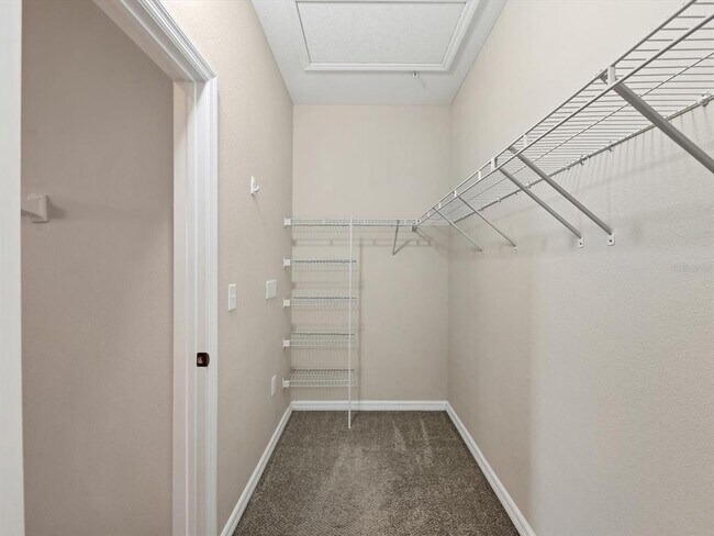 Building Photo - 8219 Enclave Way
