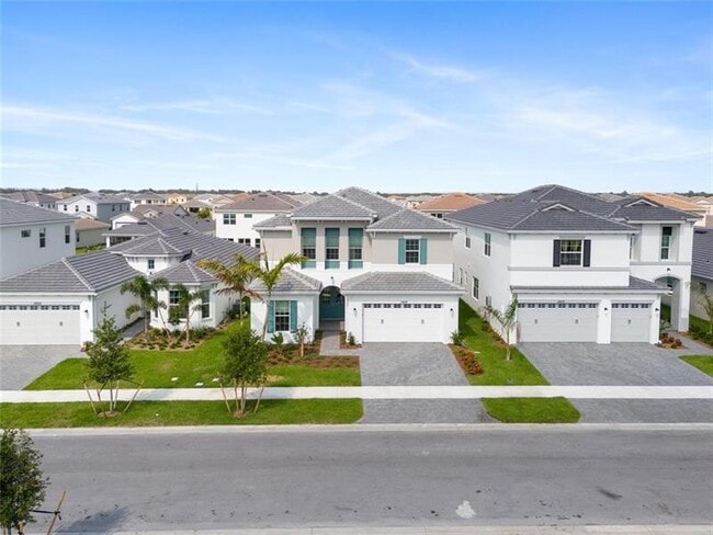 Building Photo - 5418 Empire Dr