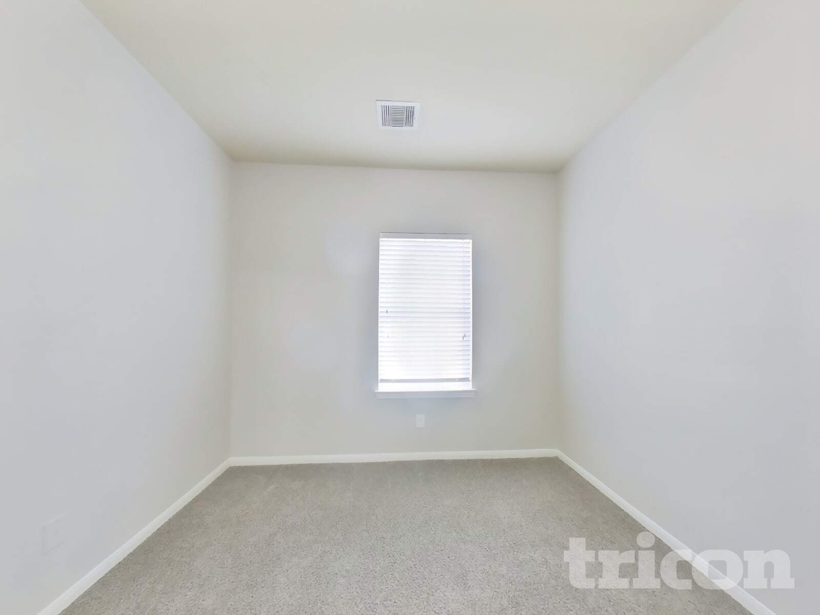Building Photo - 2122 Hackberry Bank Ln
