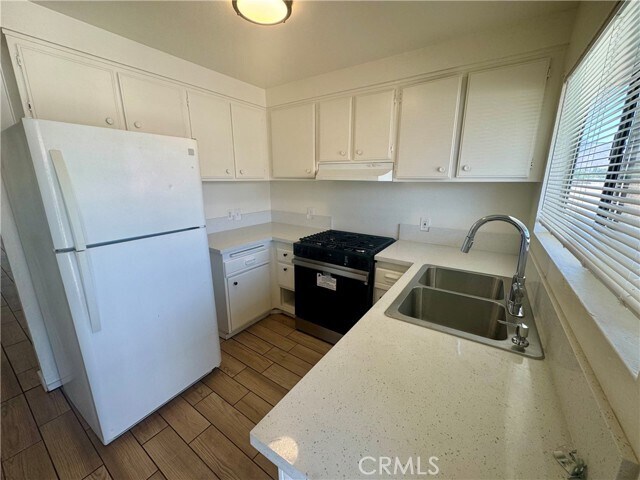 Building Photo - 426 E Lugonia Ave