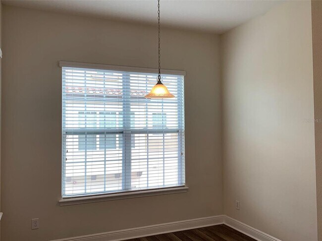 Building Photo - 1704 Lobelia Dr