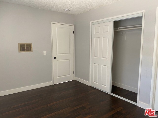 Building Photo - 833 N Normandie Ave