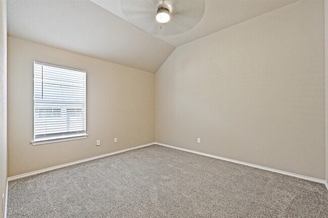 Building Photo - 3258 Gladewater Ln