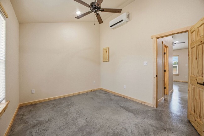 Building Photo - 5415 Co Rd 456