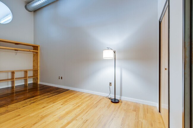 Building Photo - 1350 Rosa L Parks Blvd