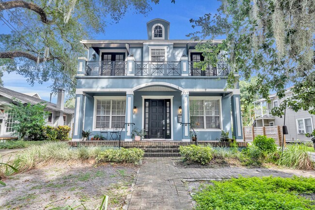 Primary Photo - Gorgeous Townhome in Downtown Orlando