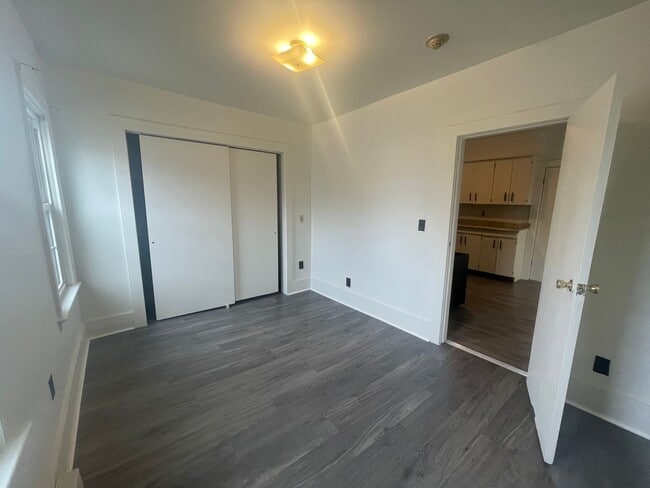 Building Photo - 12-14 E Hoosac Street