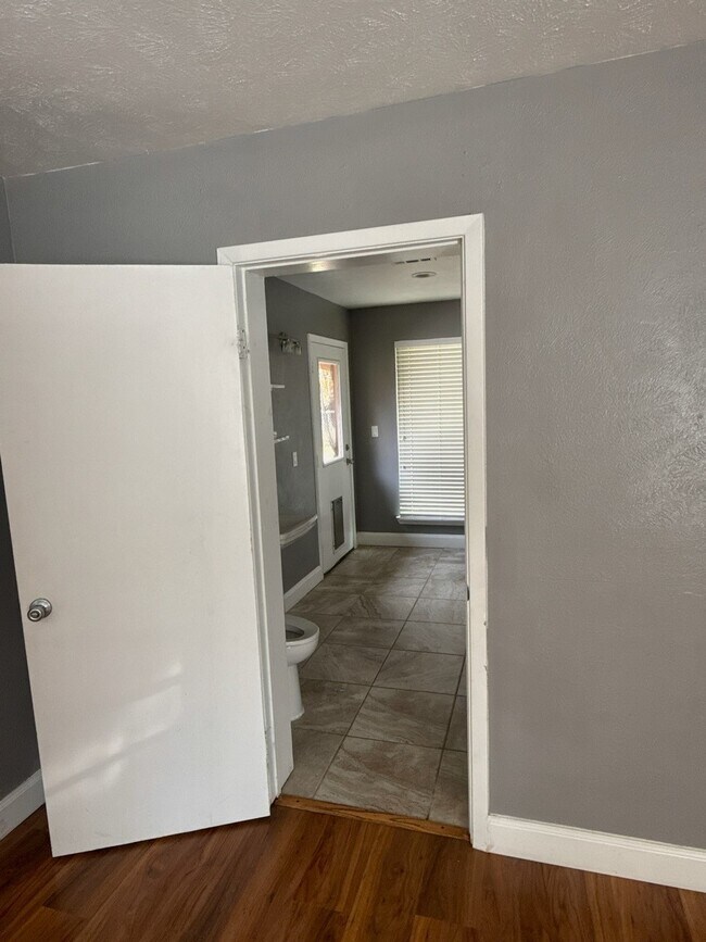 Building Photo - 22726 Melham Ln