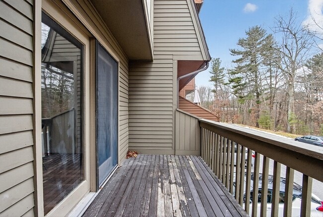 Building Photo - A 11 Scotty Hollow Dr