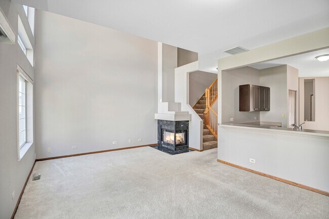Building Photo - 951 Viewpoint Dr
