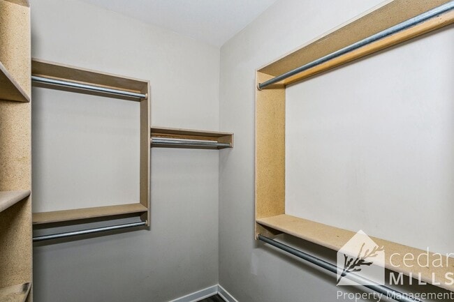 Building Photo - Maize 3 bed 2 bath!