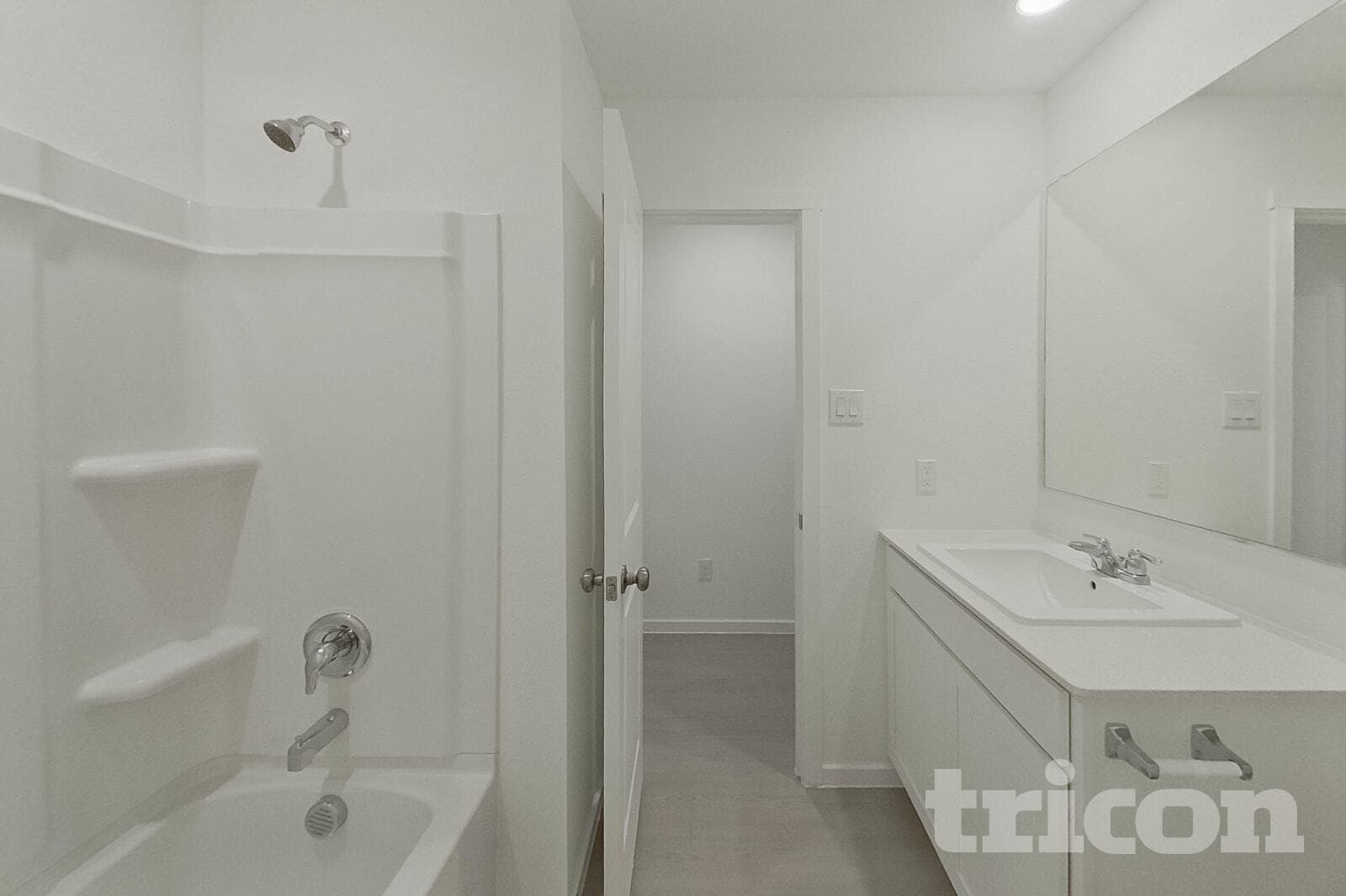 Building Photo - 3016 Pine St