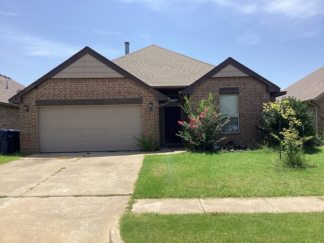 Building Photo - 8308 NW 139th Terrace