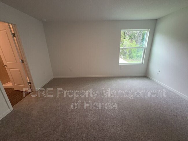 Building Photo - 1304 NW 48th Terrace